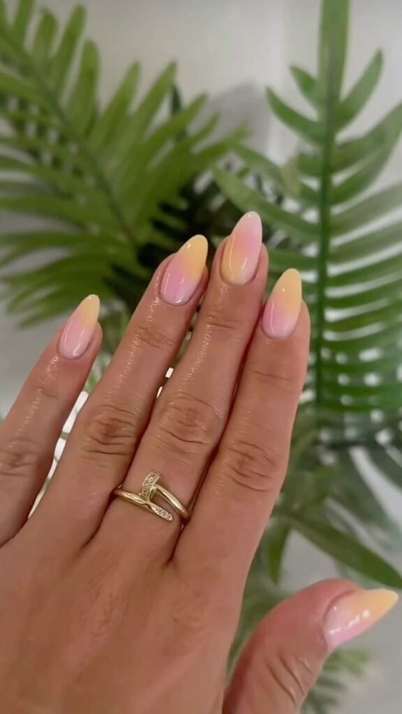 Minimalist spring nail inspiration